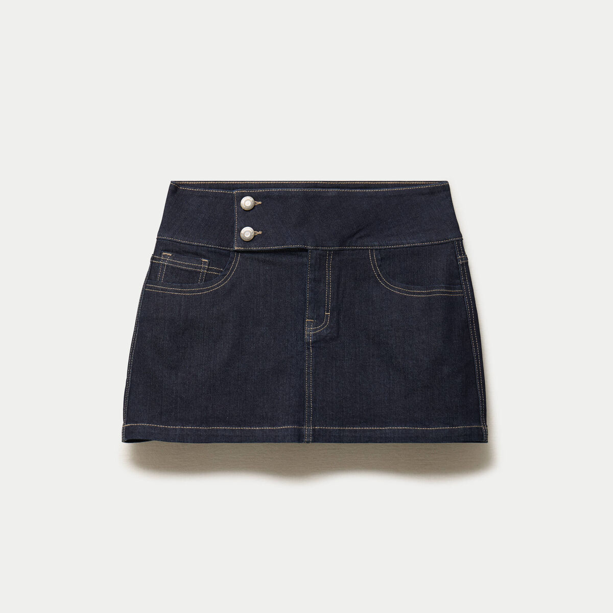 Jupe-short courte en jean denim brut