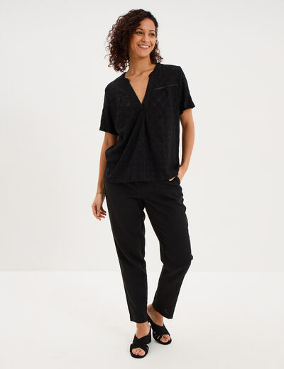 T-shirt broderie anglaise col tunisien noir femme
