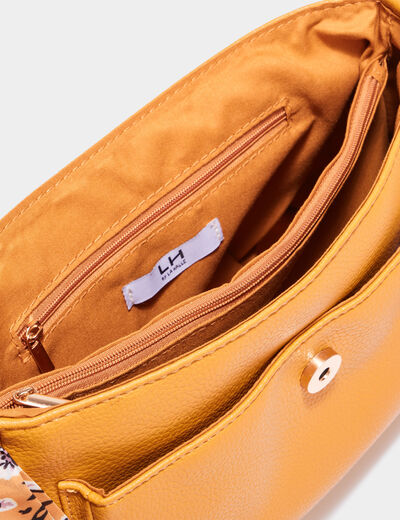 Sac besace détail foulard jaune moutarde femme