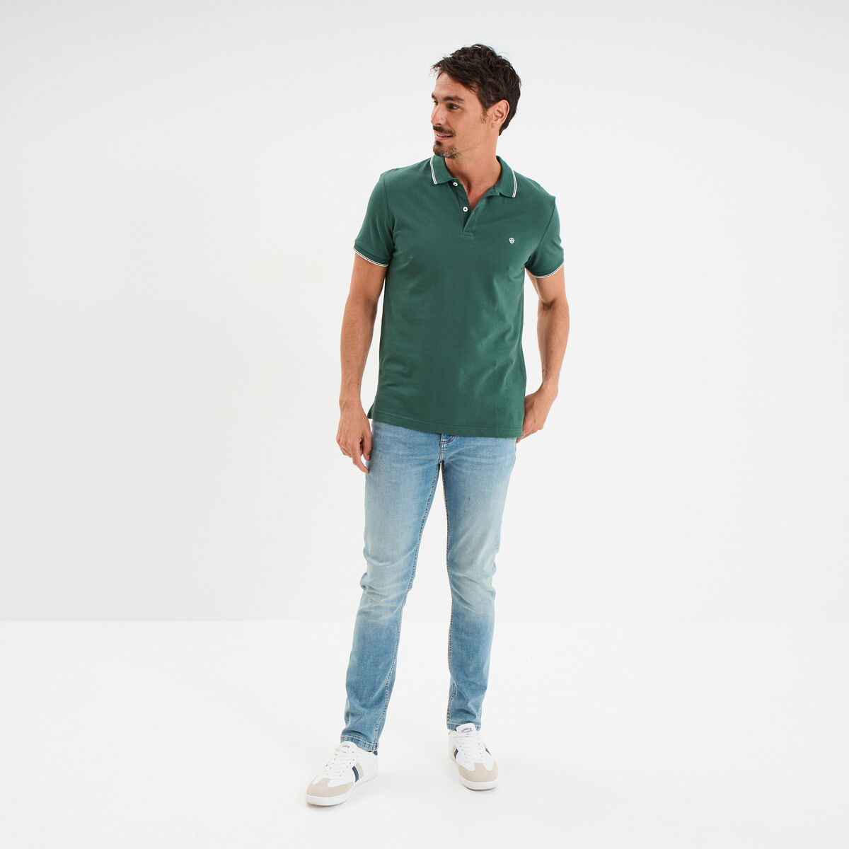 Polo manches courtes bords contrastés vert canard homme
