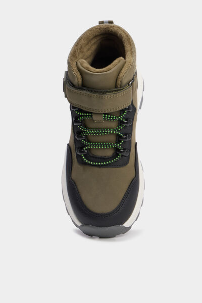 Boots &agrave; scratchs vert kaki gar&ccedil;on