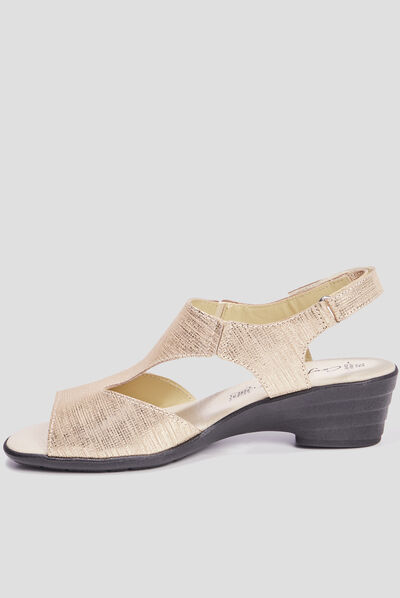 Sandales à talons pied large en cuir sable femme