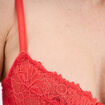 Soutien-gorge embo&icirc;tant dentelle rouge femme