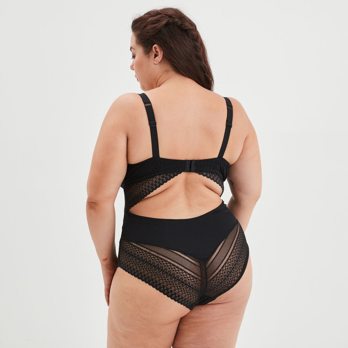 Body emboîtant à dentelle Irma noir femme grande taille