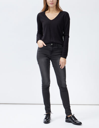 Pull col V manches longues noir femme