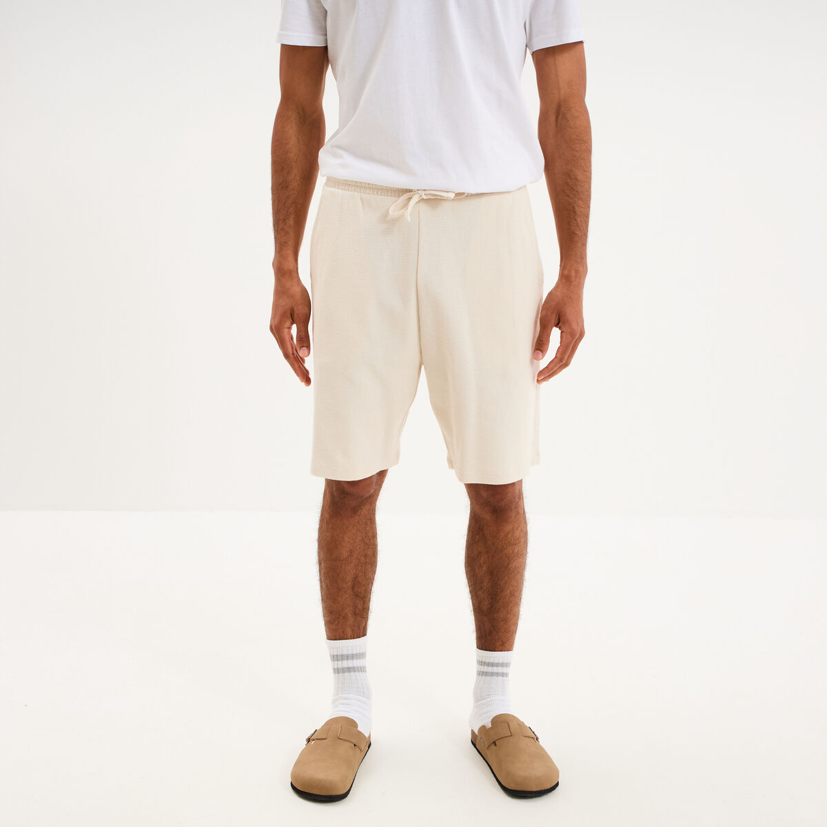 Bermuda textur&eacute; coupe droite coton ecru homme