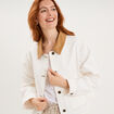 Veste courte en jean boutonn&eacute;e coton ivoire femme