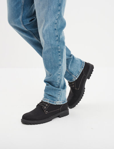 Bottines montantes crant&eacute;es &agrave; lacets noir homme