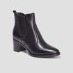 Bottines à talons avec clous en cuir noir femme