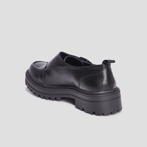 Derbies crantées avec boucle Liberto noir femme