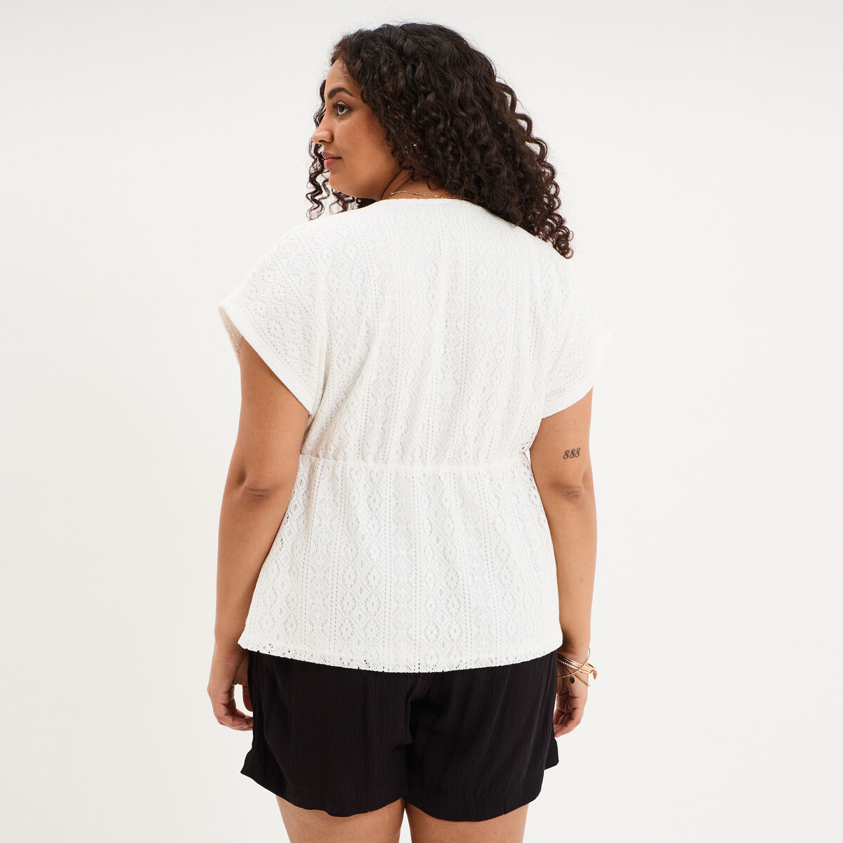 T-shirt dentelle avec cordon col blanc femme grande taille
