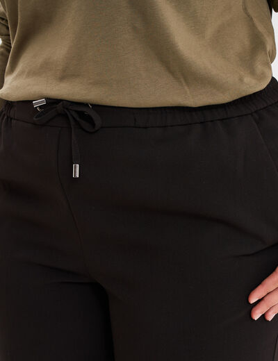 Pantalon slim taille élastiquée noir femme grande taille