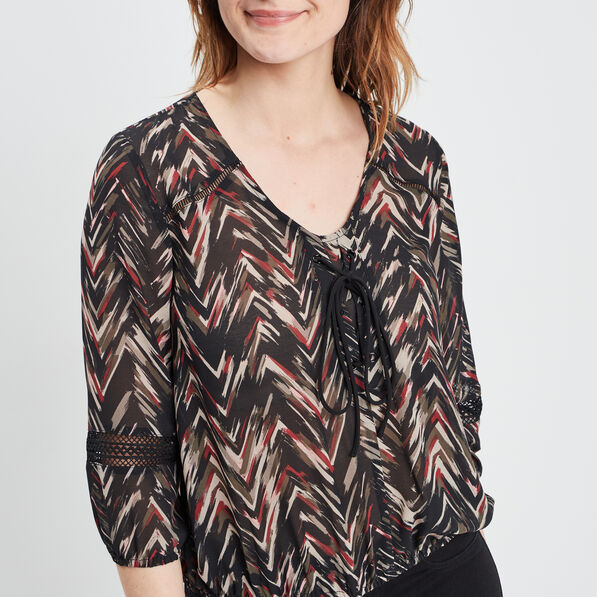 blouse manches 34 detail lacage noir femme Blouse manches 3/4 détail laçage noir femme