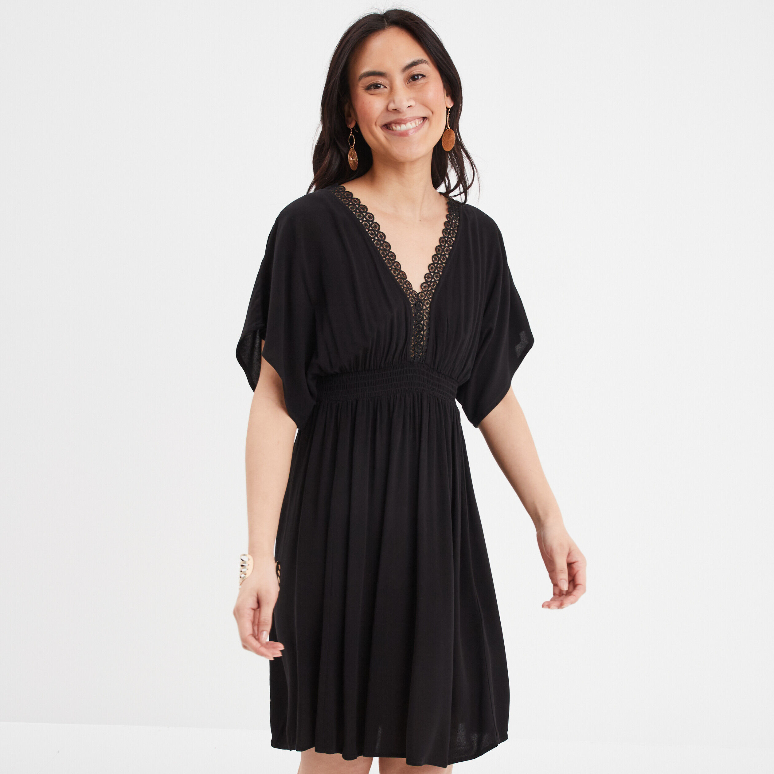 Robe courte col en V taille smockée noir femme MOSQUITOS