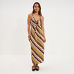 Robe longue &eacute;paules d&eacute;tails bijoux vert kaki femme