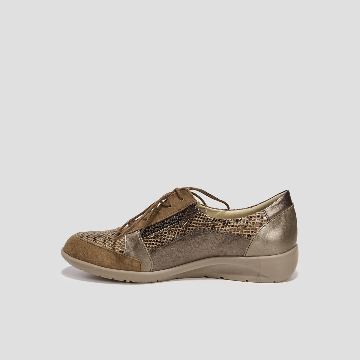 Tennis à lacets en cuir marron femme