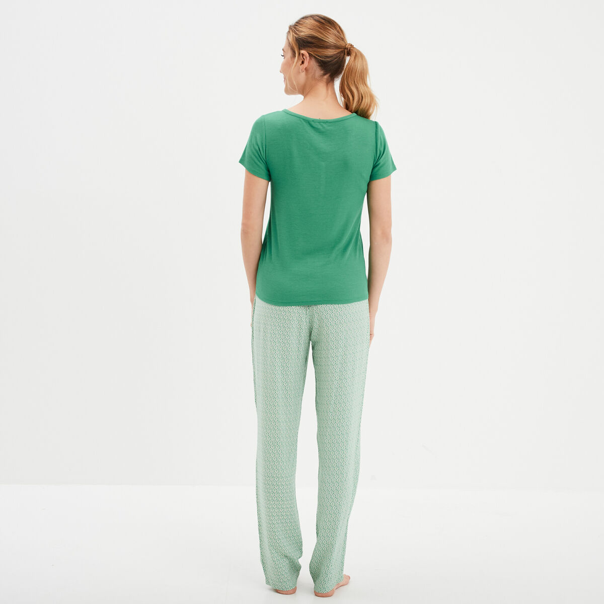 Ensemble pyjama manches courtes 2 pi&egrave;ces vert femme