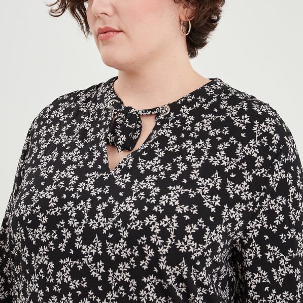 t shirt col a cordons manches longues noir femmegt T-shirt col à cordons manches longues noir femme grande taille