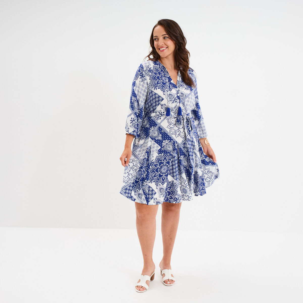 Robe fluide évasée col tunisien bleu femme grande taille