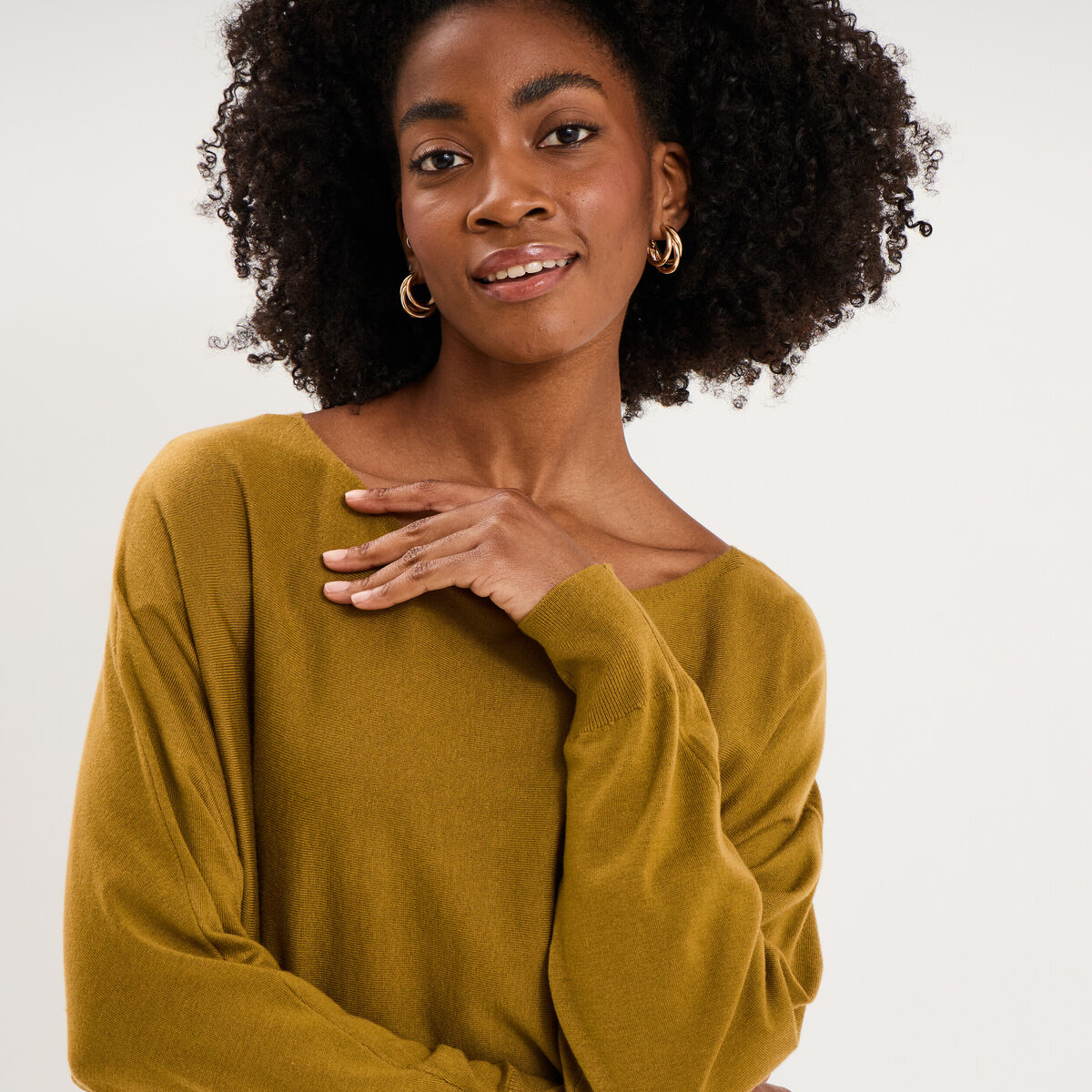 Pull encolure bateau manches longues vert olive femme