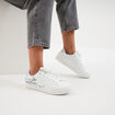 Tennis basses &agrave; lacets gris argent femme