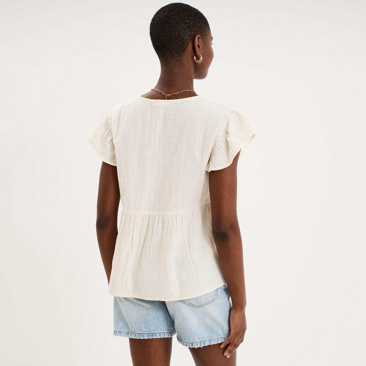 Blouse brod&eacute;e manches volants coton creme femme