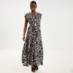 Robe longue cintr&eacute;e ceinture smock&eacute;e noir femme