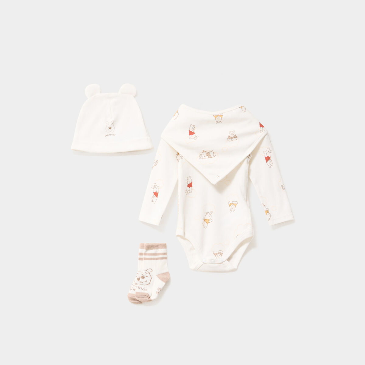 Ensemble naissance Winnie l'ourson blanc b&eacute;b&eacute;