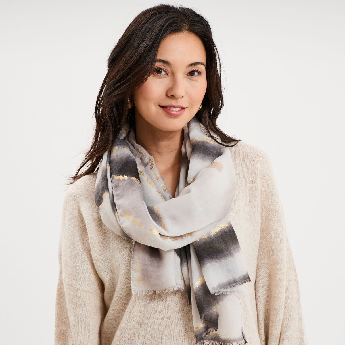 Foulard &agrave; franges courtes taupe femme