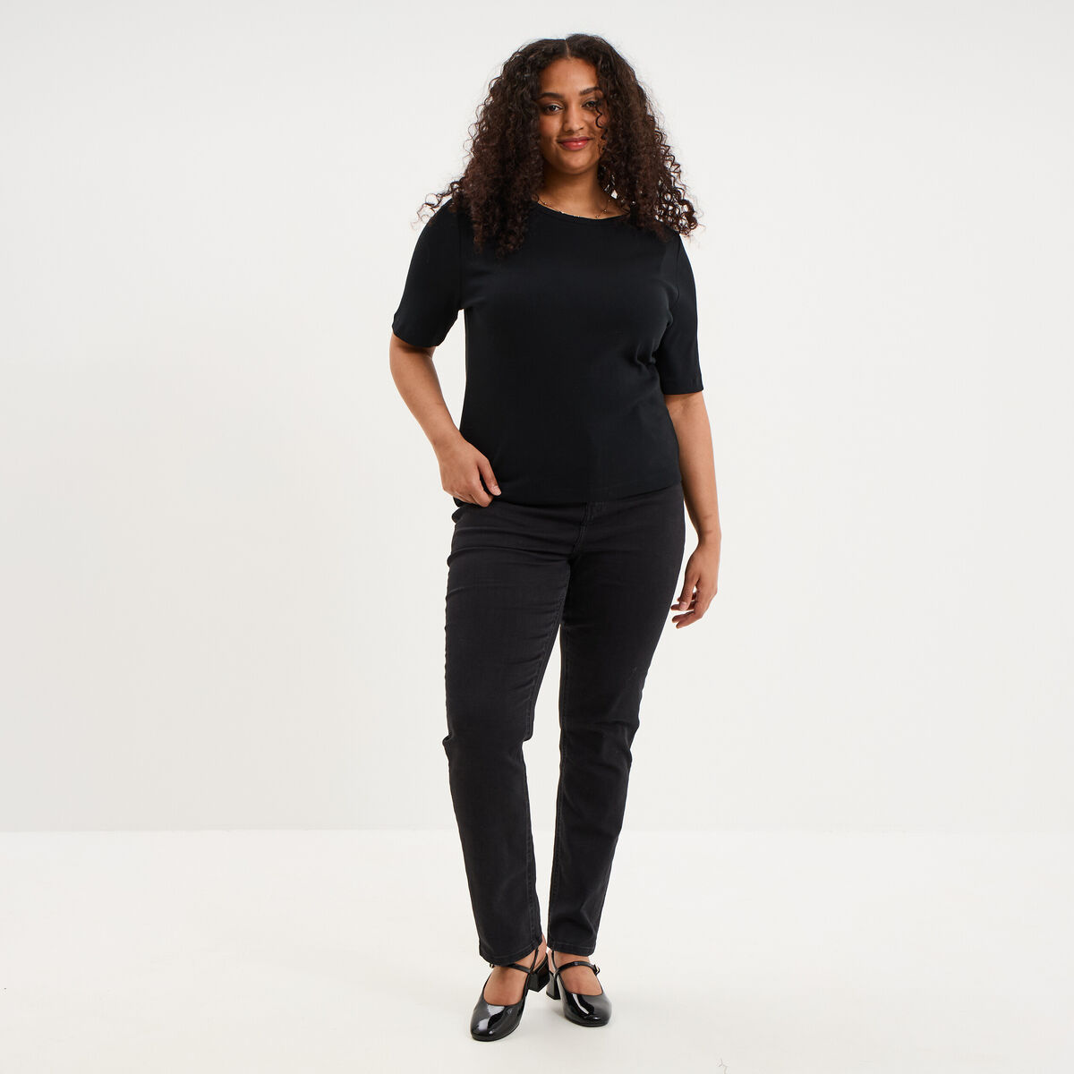 T-shirt ajust&eacute; col rond effet c&ocirc;tel&eacute; noir femme grande taille
