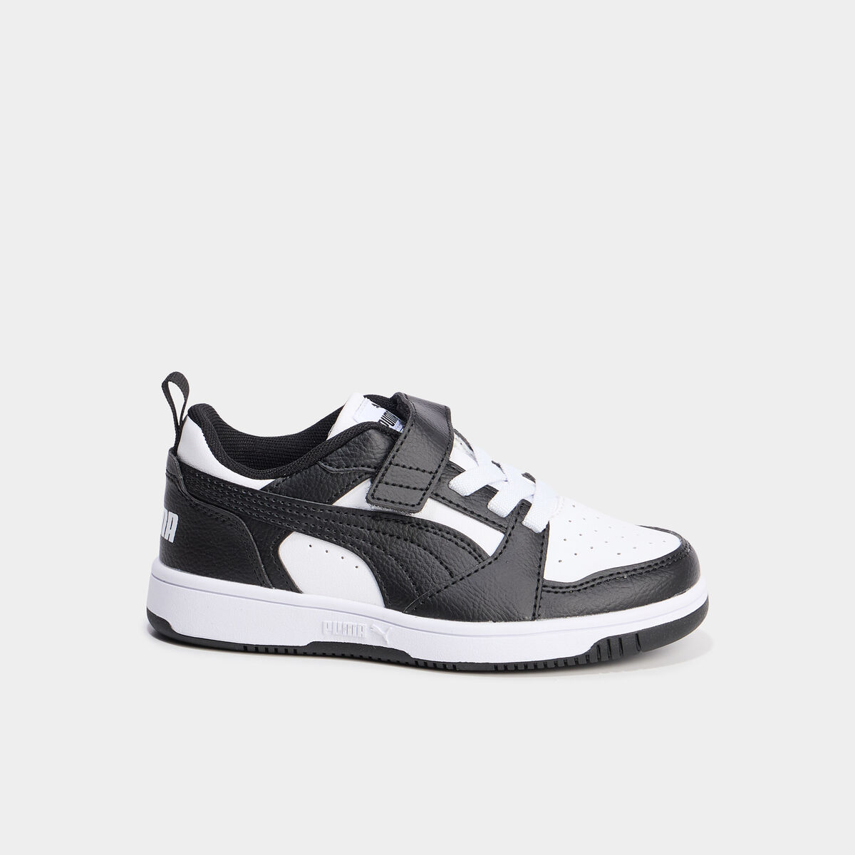 Tennis basses à lacets Puma V6 noir garçon