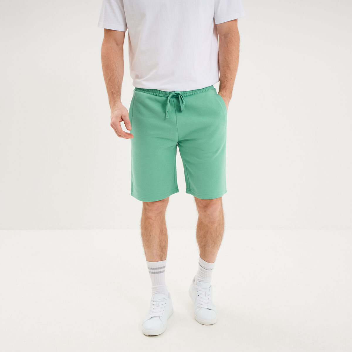 Short jogging molleton droit vert menthe homme