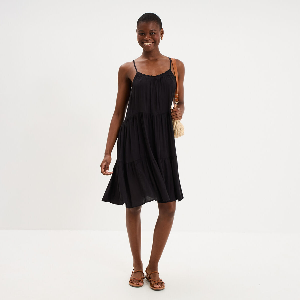 Robe fluide &agrave; volants fines bretelles noir femme