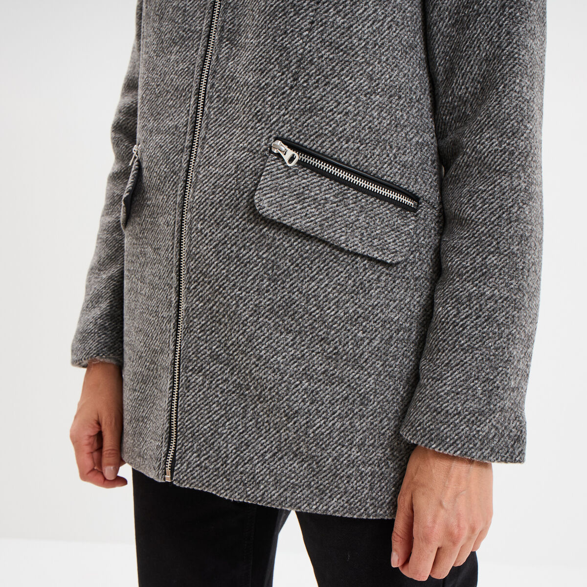 Manteau mi-long cintr&eacute; zipp&eacute; col montant gris fonc&eacute; femme