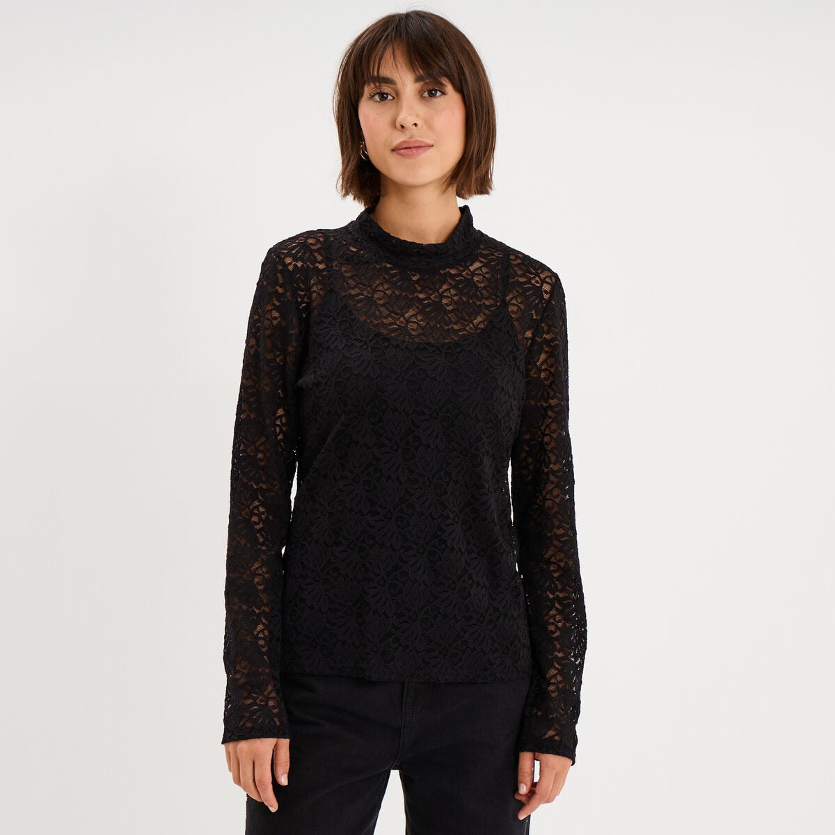 Blouse dentelle col montant noir femme