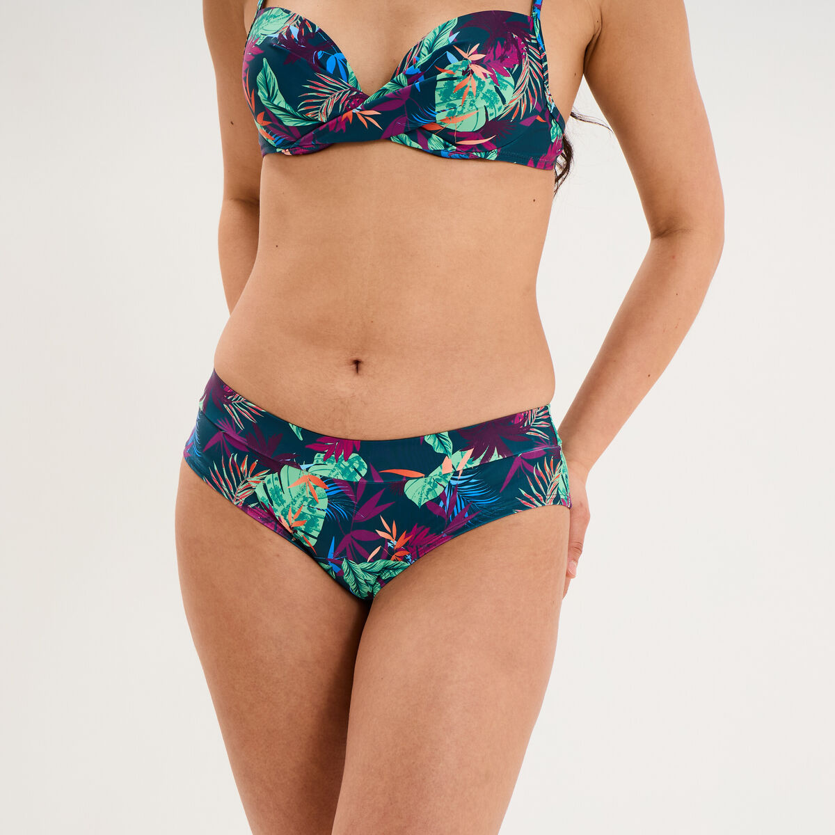 Bas de maillot de bain shorty bleu p&eacute;trole femme