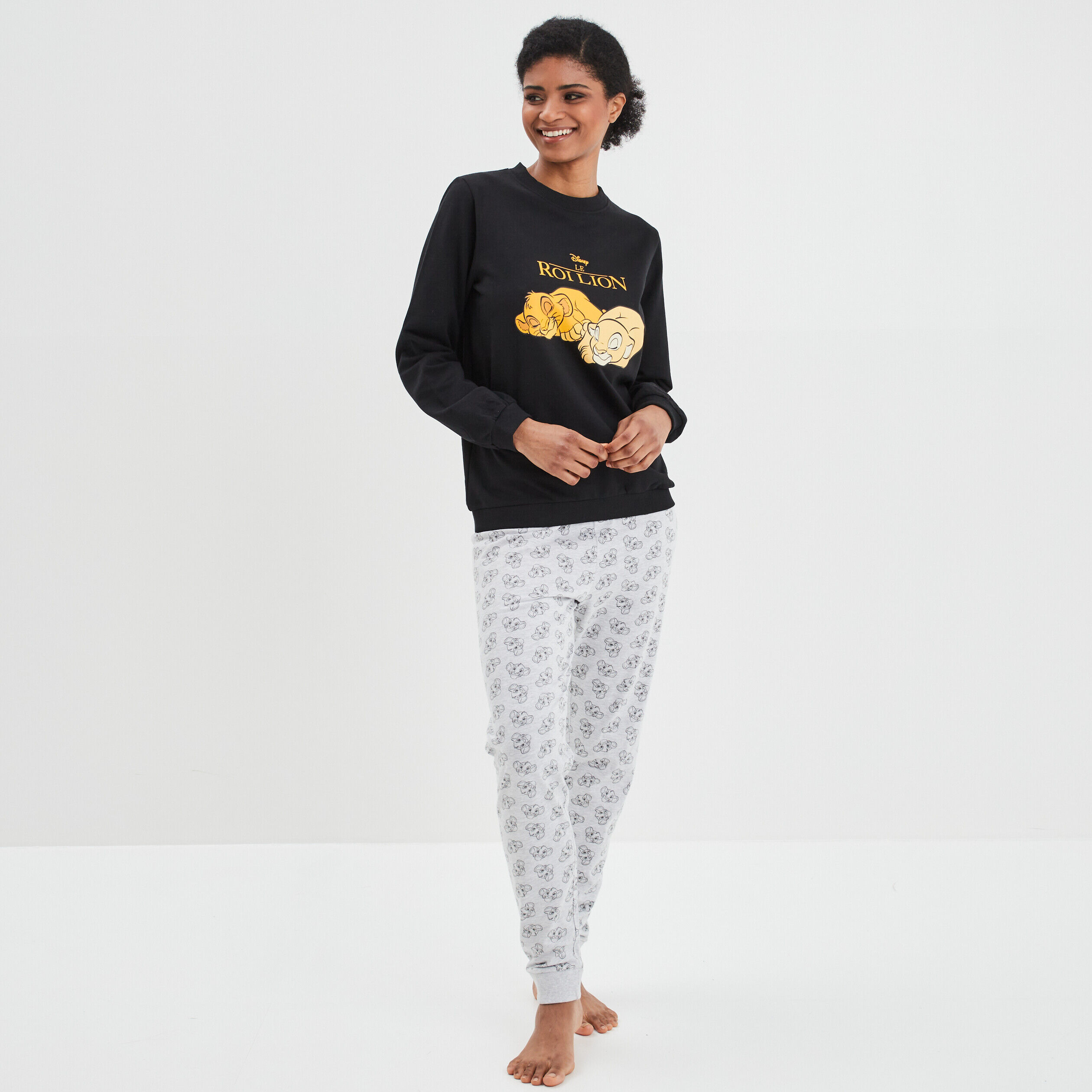 Pyjama femme roi 2025 lion
