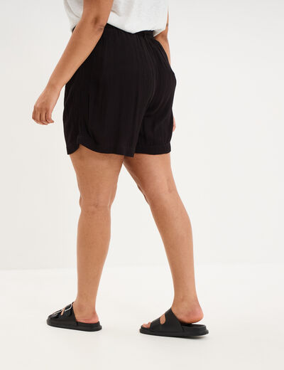 Short fluide ceintur&eacute; noir femme grande taille