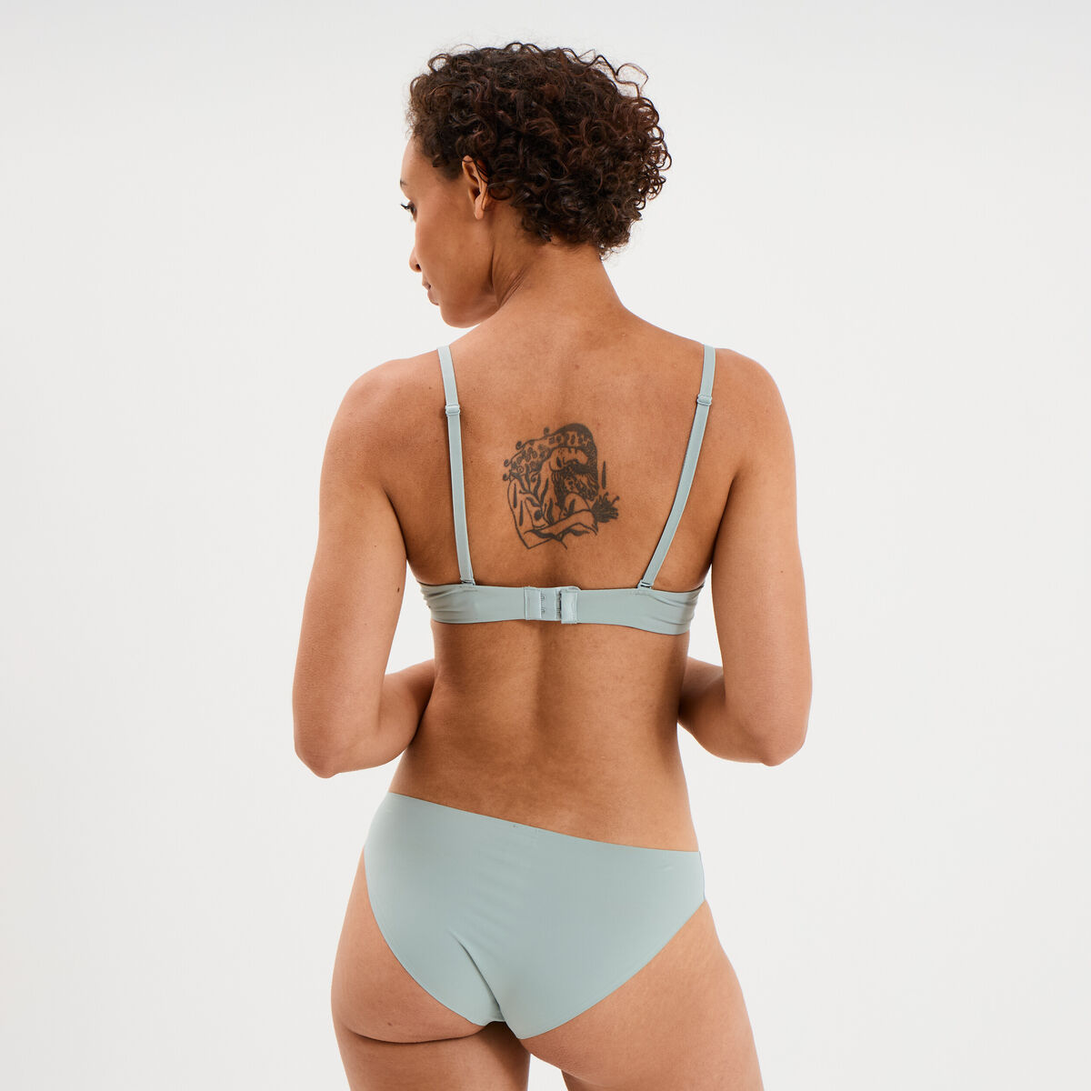 Soutien-gorge corbeille padd&eacute; microfibre vert clair femme