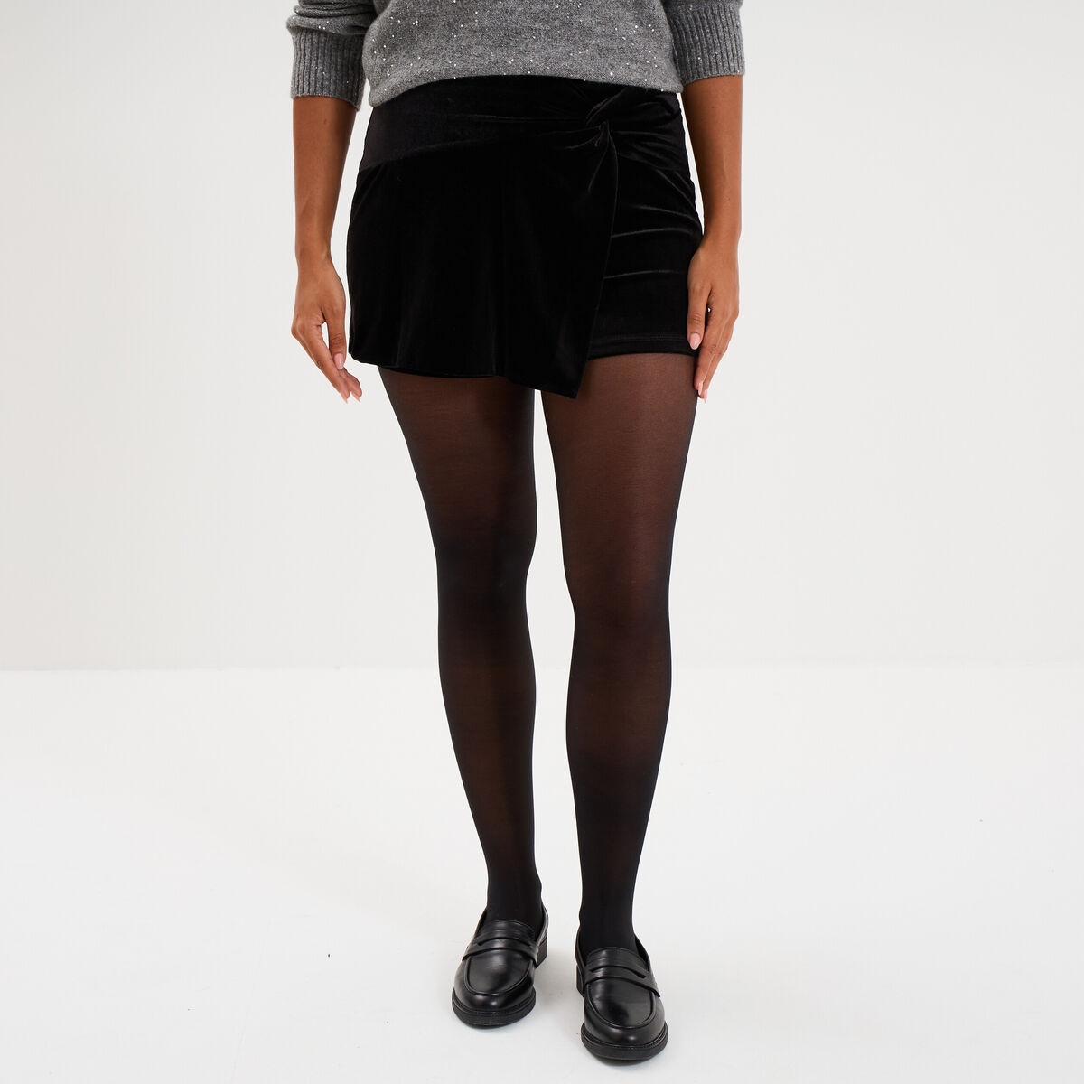 Éclairer Naturel Brut jupe noire courte zara Vitesse supersonique le volume lotu