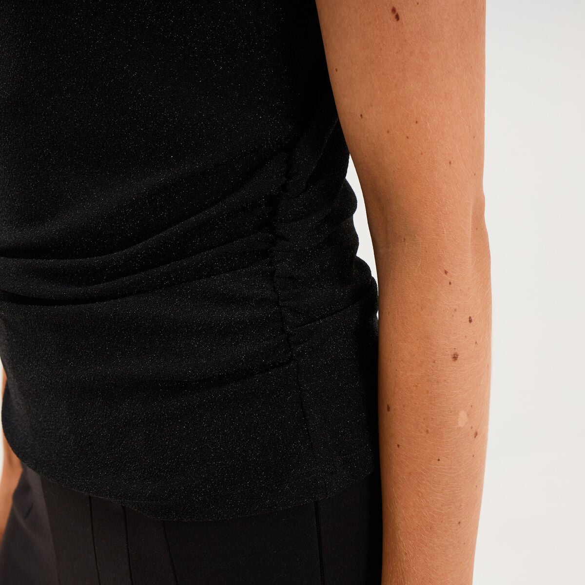 D&eacute;bardeur fronces et paillettes noir femme
