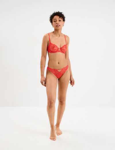 Tanga en dentelle rouge femme