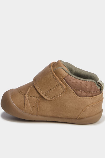 Bottillons &agrave; scratchs semelle souple camel b&eacute;b&eacute; gar&ccedil;on