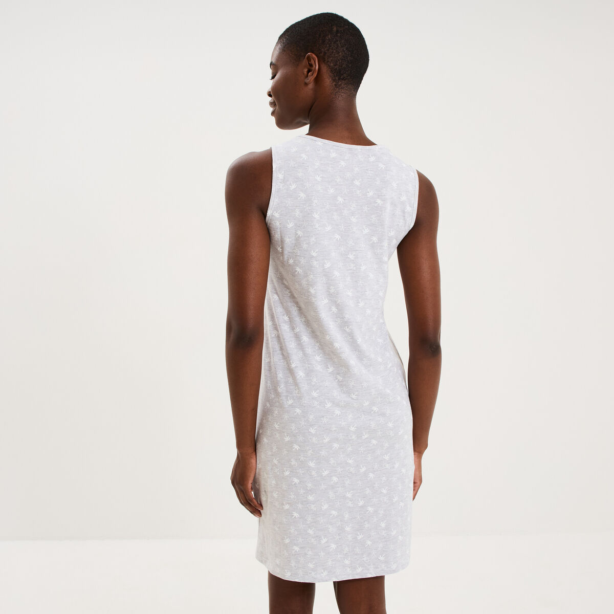 Chemise de nuit sans manches gris clair femme