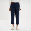 Pantalon chino regular ceinture tress&eacute;e bleu marine femme