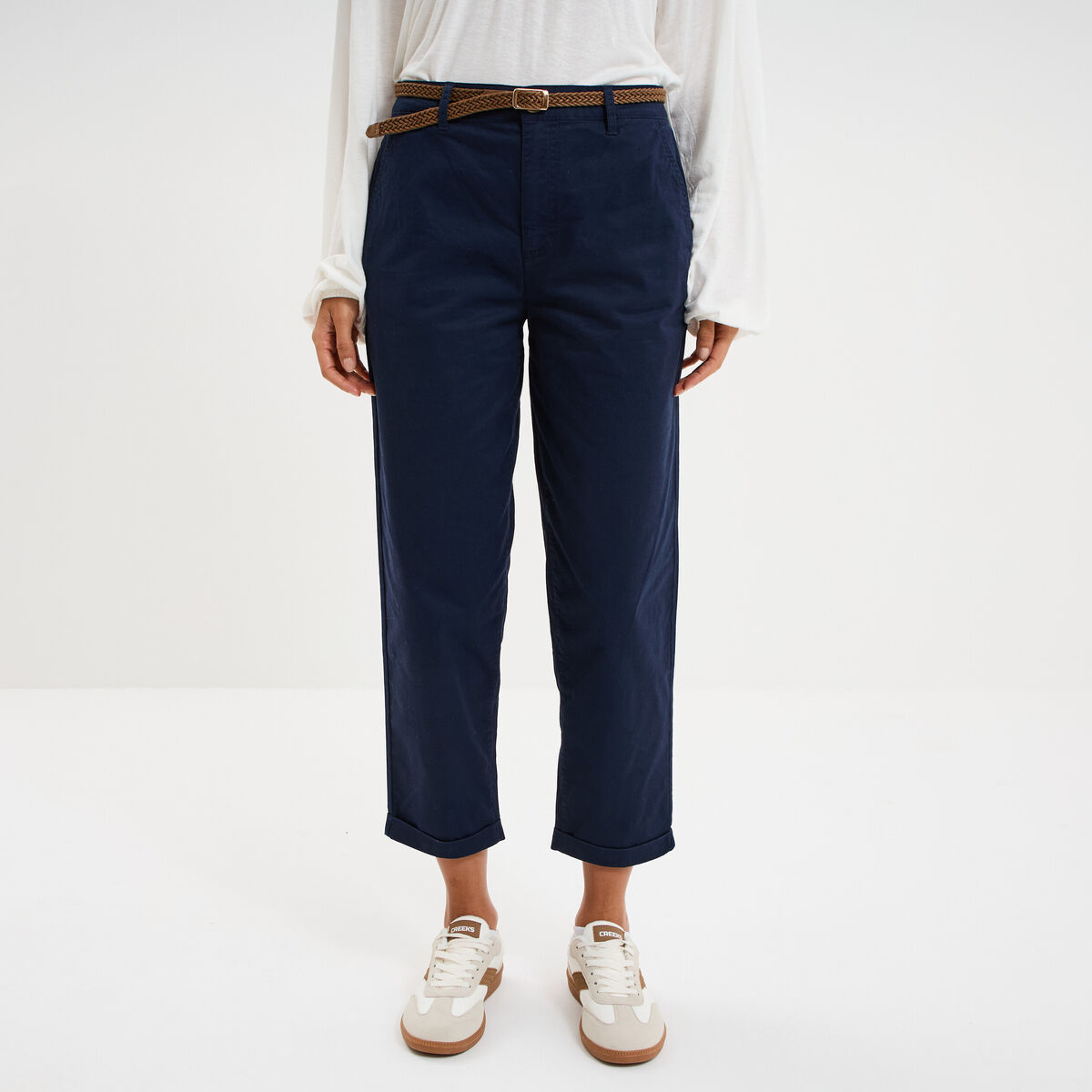 Pantalon chino regular ceinture tress&eacute;e bleu marine femme