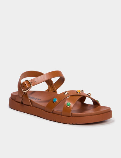 Sandales avec d&eacute;tails clout&eacute;s et perles marron femme