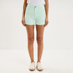 Short en jean slim coton stretch vert clair femme