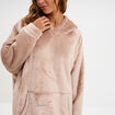 Poncho plaid effet velours &agrave; capuche beige femme