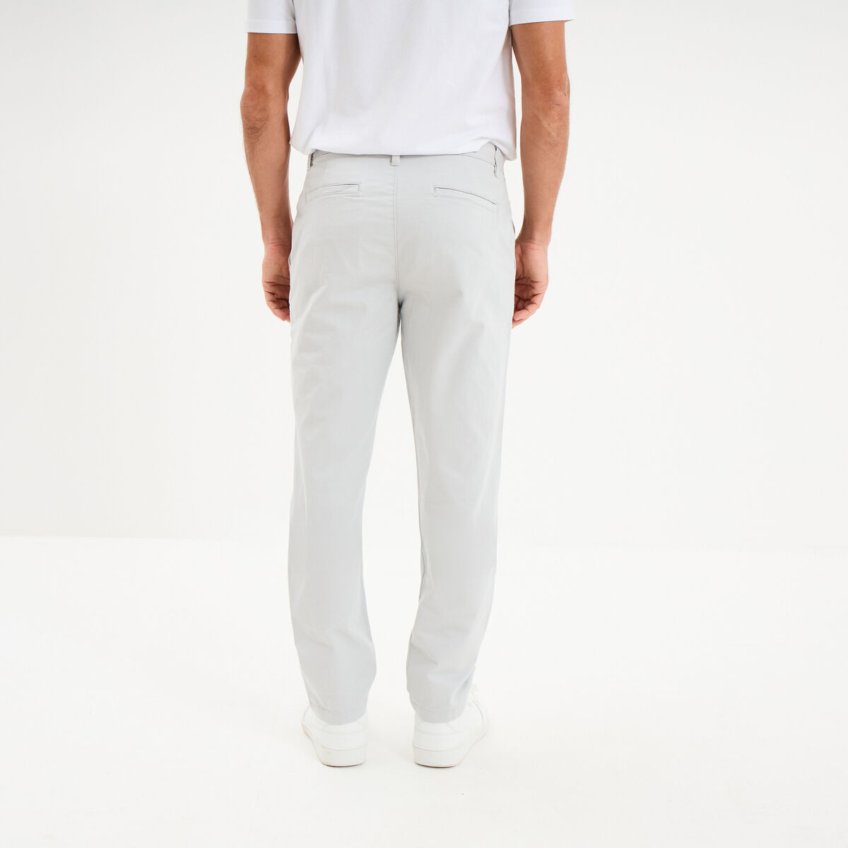 Pantalon chino droit stretch gris clair homme